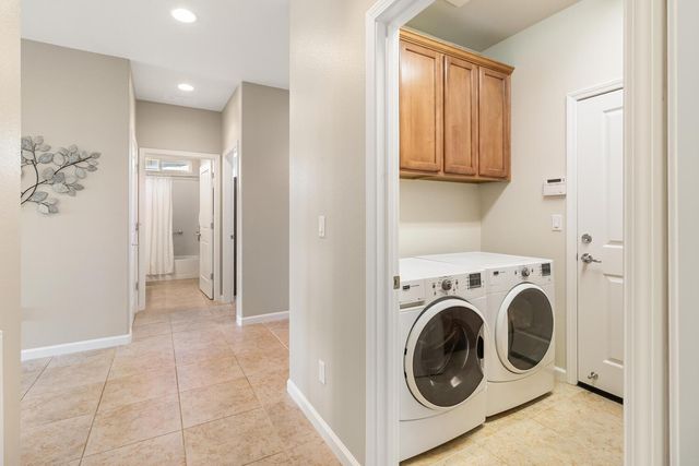 9930 Hatherton Way, Elk Grove, CA 95757