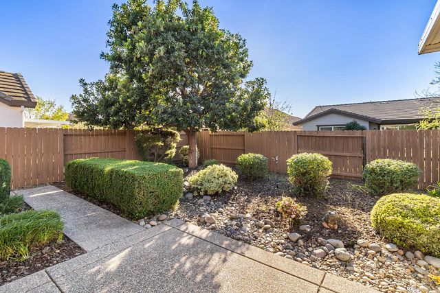 9930 Hatherton Way, Elk Grove, CA 95757