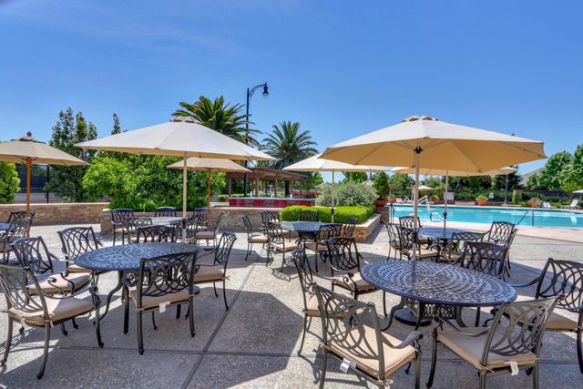 9930 Hatherton Way, Elk Grove, CA 95757