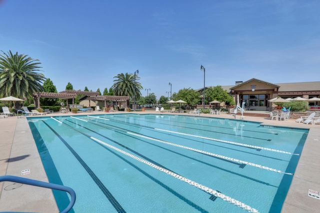 9930 Hatherton Way, Elk Grove, CA 95757