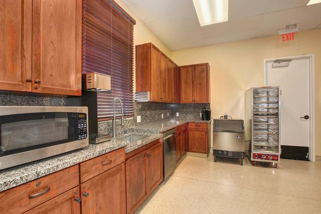 9930 Hatherton Way, Elk Grove, CA 95757