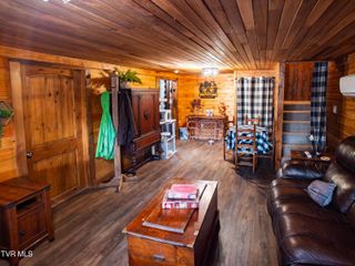 472 Buzzard Roost Road, Bulls Gap, TN 37711