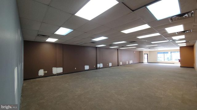 4009 MARKET ST, Philadelphia, PA 19104