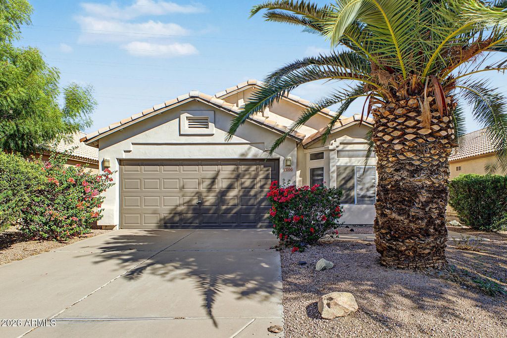 1086 W TODD Drive, Tempe, AZ 85283