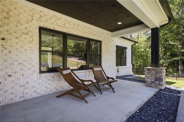 16 Mountain Creek Trail NE, Fairmount, GA 30139
