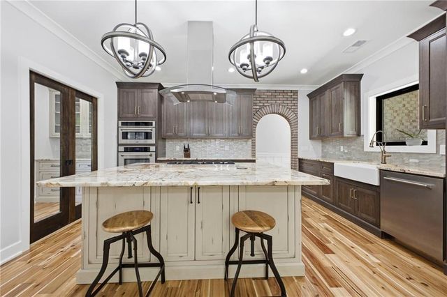 16 Mountain Creek Trail NE, Fairmount, GA 30139