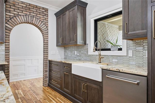 16 Mountain Creek Trail NE, Fairmount, GA 30139