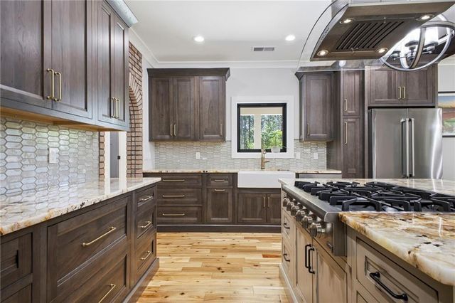 16 Mountain Creek Trail NE, Fairmount, GA 30139