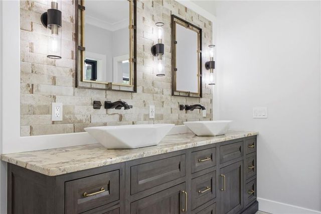16 Mountain Creek Trail NE, Fairmount, GA 30139