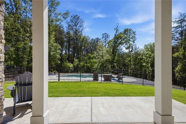 16 Mountain Creek Trail NE, Fairmount, GA 30139