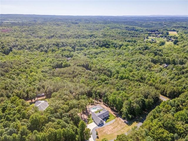 16 Mountain Creek Trail NE, Fairmount, GA 30139