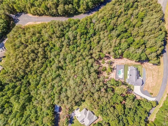 16 Mountain Creek Trail NE, Fairmount, GA 30139