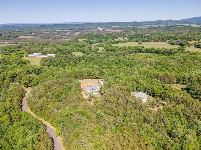 16 Mountain Creek Trail NE, Fairmount, GA 30139