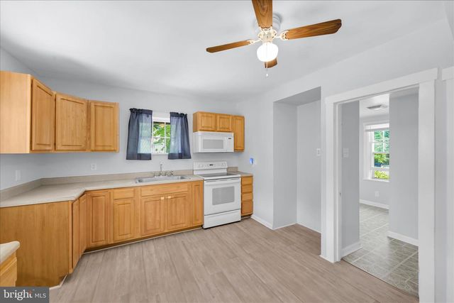 78 SKYLINE DR, Reading, PA 19606