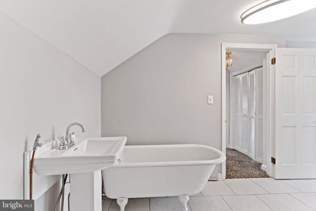 115 KENWOOD ROAD RD, Chambersburg, PA 17201