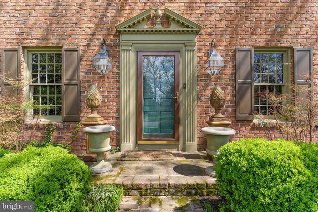 115 KENWOOD ROAD RD, Chambersburg, PA 17201