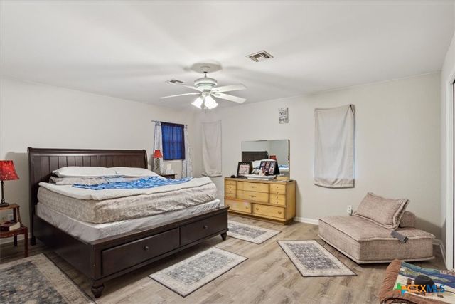 8 W Aztec Lane, Belton, TX 76513