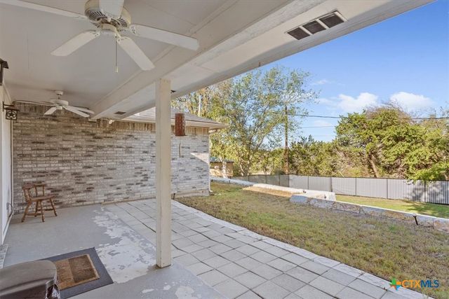 8 W Aztec Lane, Belton, TX 76513