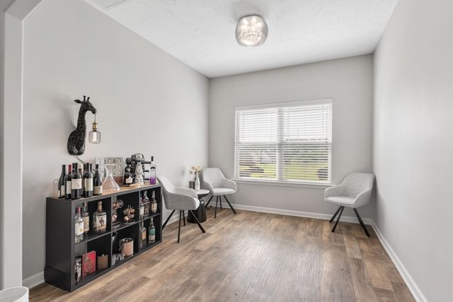 1304 Busiris Dr, Hermitage, TN 37076