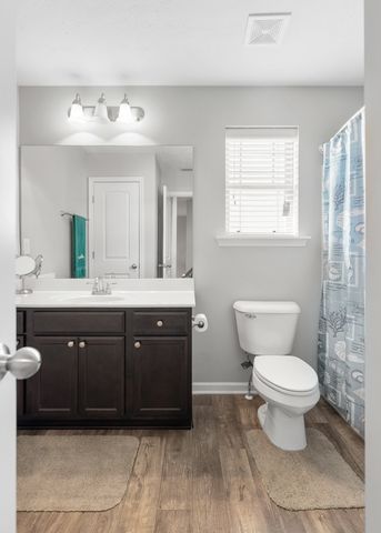 1304 Busiris Dr, Hermitage, TN 37076