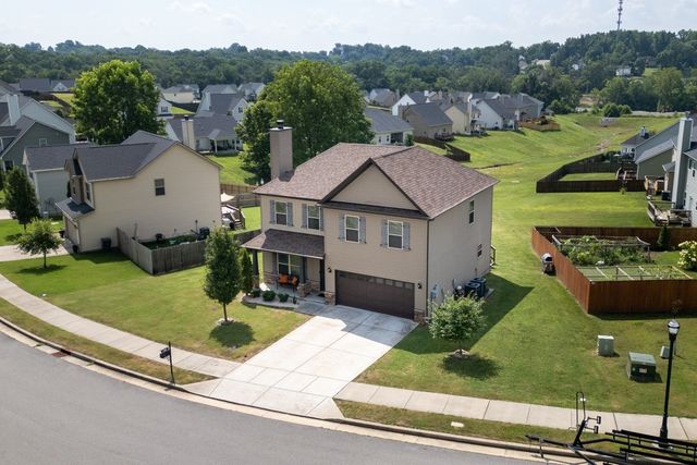 1304 Busiris Dr, Hermitage, TN 37076