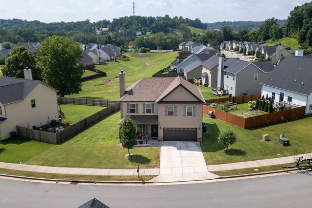 1304 Busiris Dr, Hermitage, TN 37076