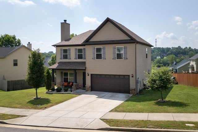 1304 Busiris Dr, Hermitage, TN 37076