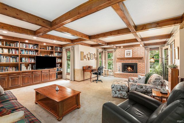 51436 Turnwood Lane, Granger, IN 46530