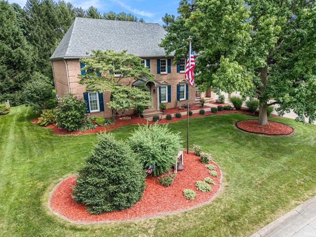 51436 Turnwood Lane, Granger, IN 46530