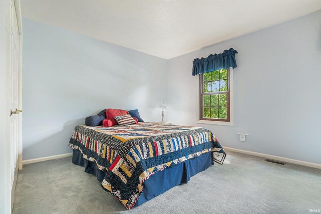 51436 Turnwood Lane, Granger, IN 46530