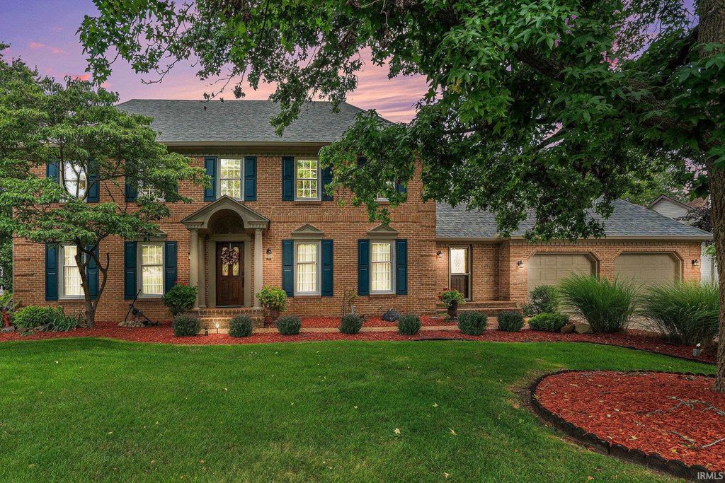 51436 Turnwood Lane, Granger, IN 46530