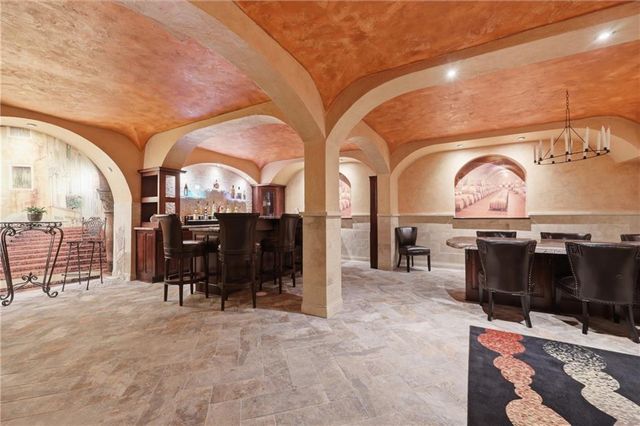 1608 NW Sunridge Drive, Blue Springs, MO 64015