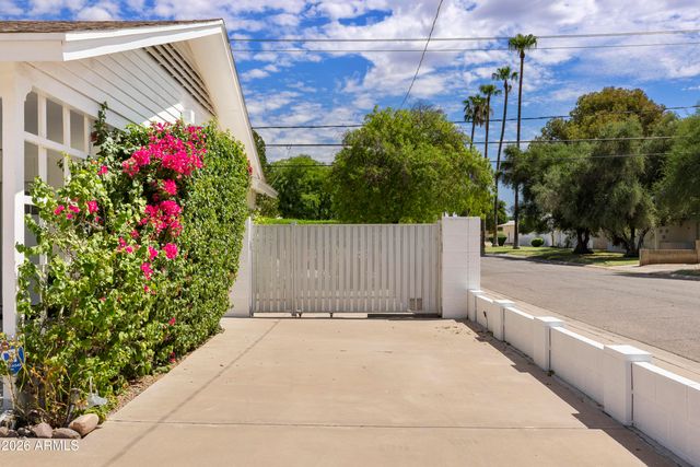 4329 N 35TH Street, Phoenix, AZ 85018