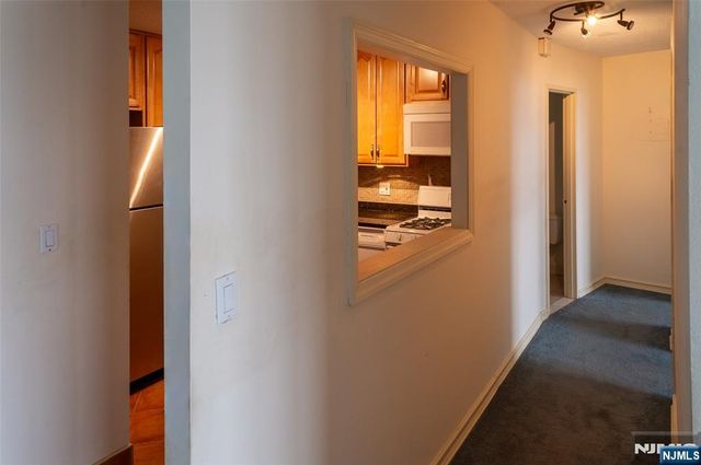 555 North Avenue 10C, Fort Lee, NJ 07024