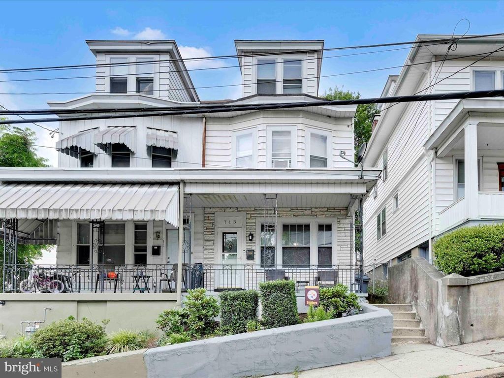 713 N 3RD ST, Pottsville, PA 17901