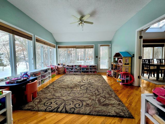 2237 Chelmsford Lane, Saint Cloud, MN 56301