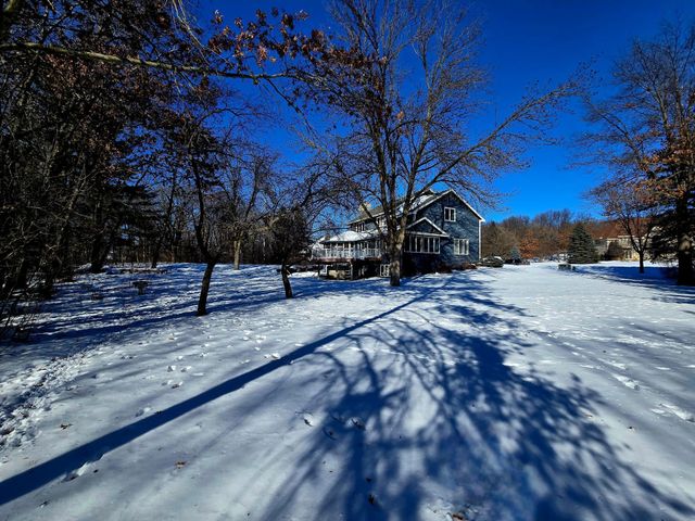 2237 Chelmsford Lane, Saint Cloud, MN 56301