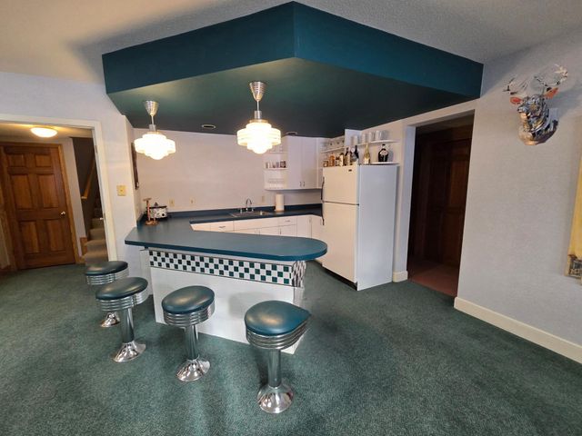 2237 Chelmsford Lane, Saint Cloud, MN 56301