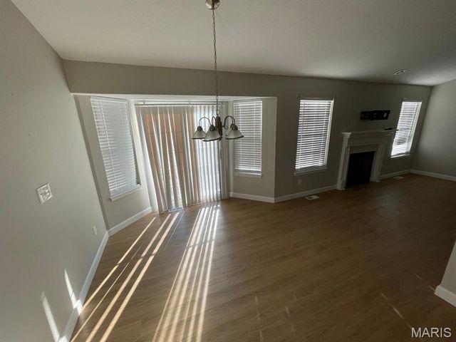 20 Delta Drive, Collinsville, IL 62234