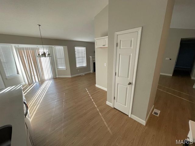 20 Delta Drive, Collinsville, IL 62234