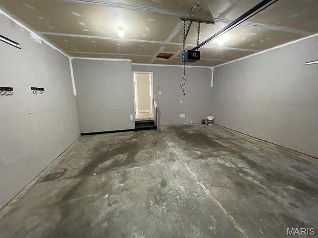 20 Delta Drive, Collinsville, IL 62234