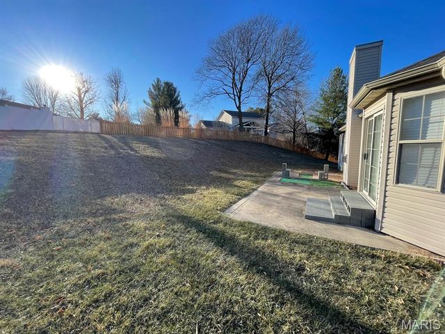 20 Delta Drive, Collinsville, IL 62234