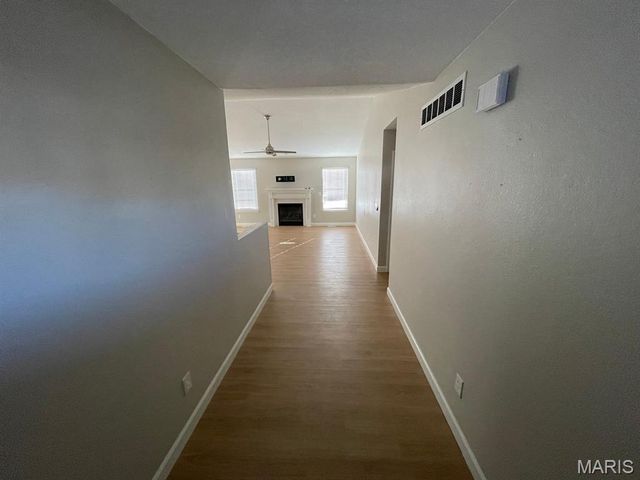 20 Delta Drive, Collinsville, IL 62234