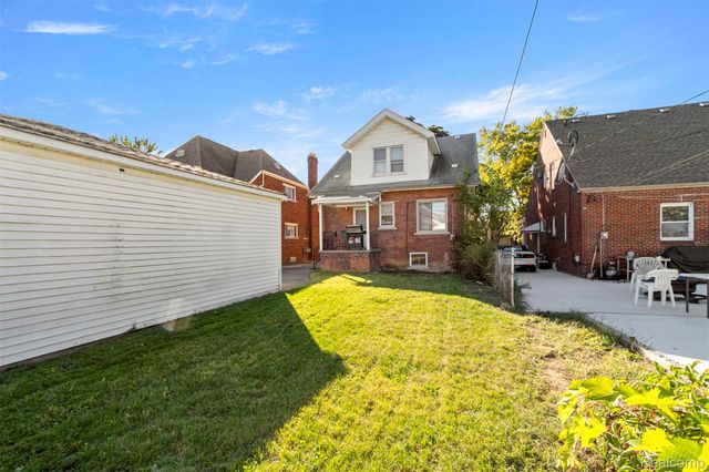 7658 Appoline Street, Dearborn, MI 48126