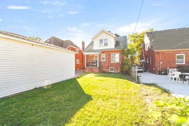 7658 Appoline Street, Dearborn, MI 48126