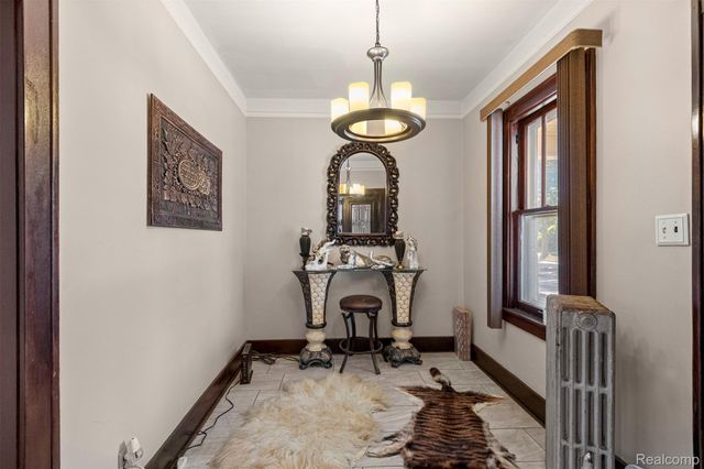 7658 Appoline Street, Dearborn, MI 48126