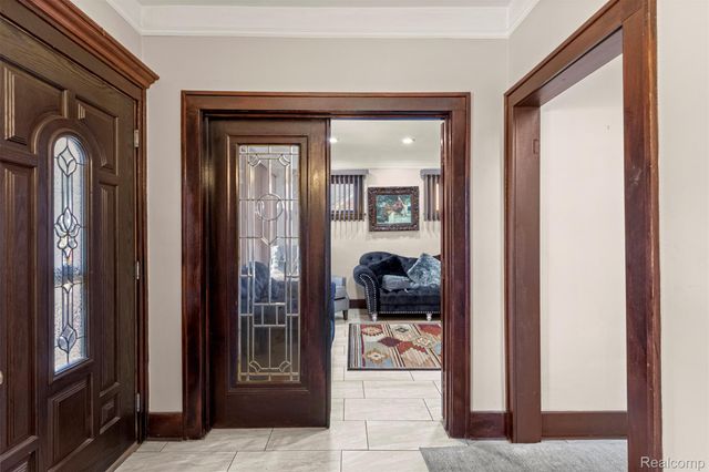 7658 Appoline Street, Dearborn, MI 48126
