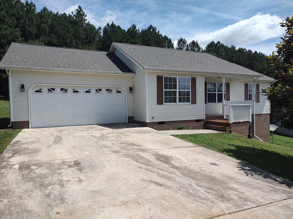 205 Pinewood Drive, Rock Spring, GA 30739