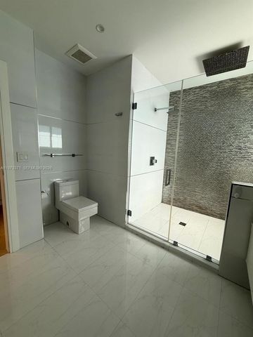 10942 NW 59th St, Doral, FL 33178