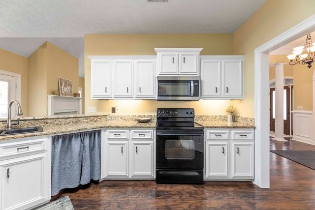 118 Lee Road 2002, Phenix City, AL 36870